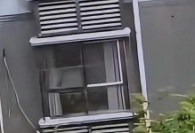 小心出轨游戏攻略（保持谨慎，享受游戏乐趣，不让猜疑泛滥）